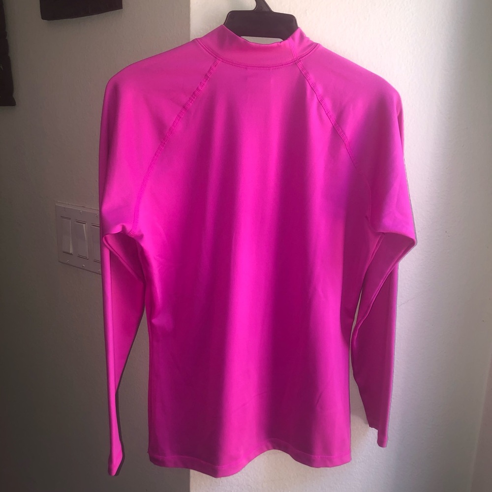 SOLD Roxy Rash Guard & OP Shorts Bundle - Picture 3 of 6